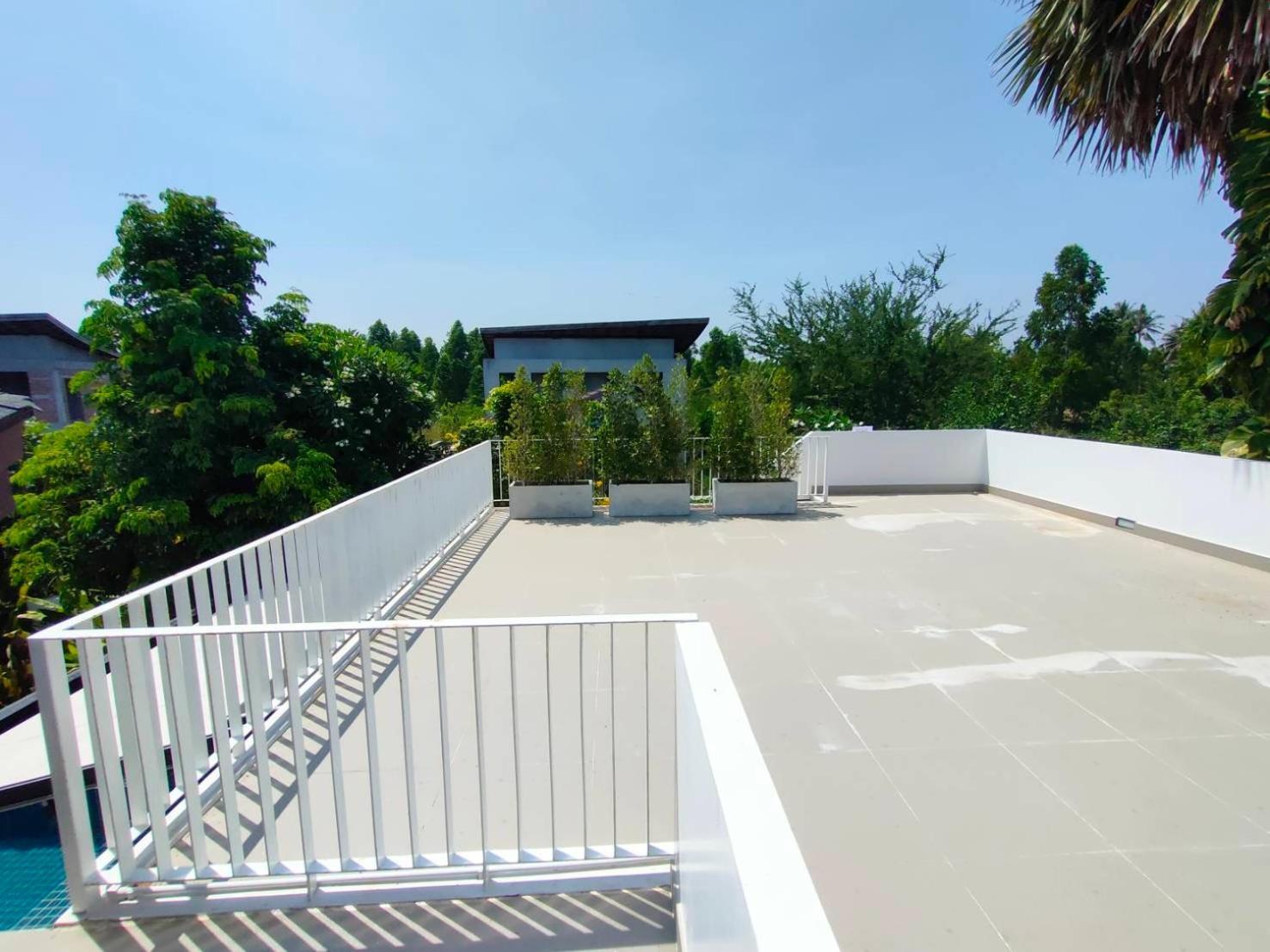 Lively Villa Ban Pak Nam Pran